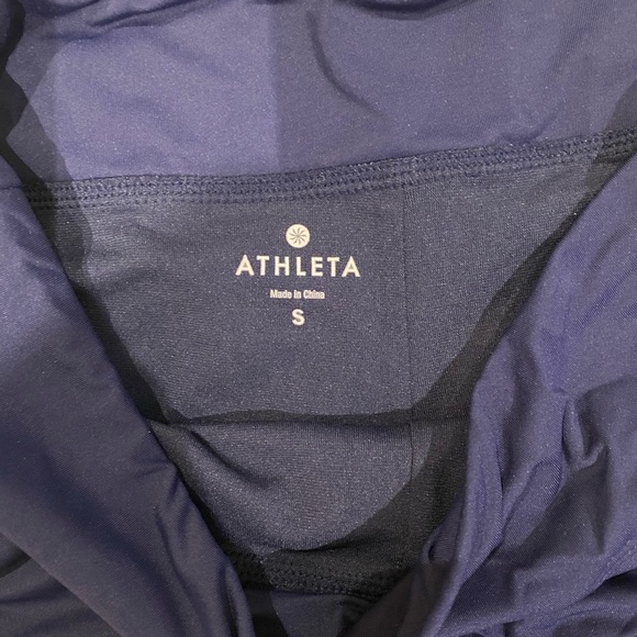 Athleta Gap spandex navy shorts w/ side ties small - Picture 2 of 2